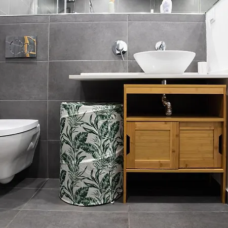 Charming 1 Bedroom W/ Terrace Near Belém * Lisbona